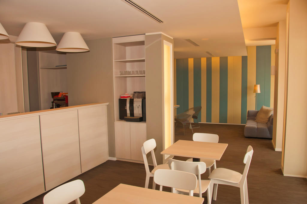 מנטון Hotel Palm Garavan מראה חיצוני תמונה